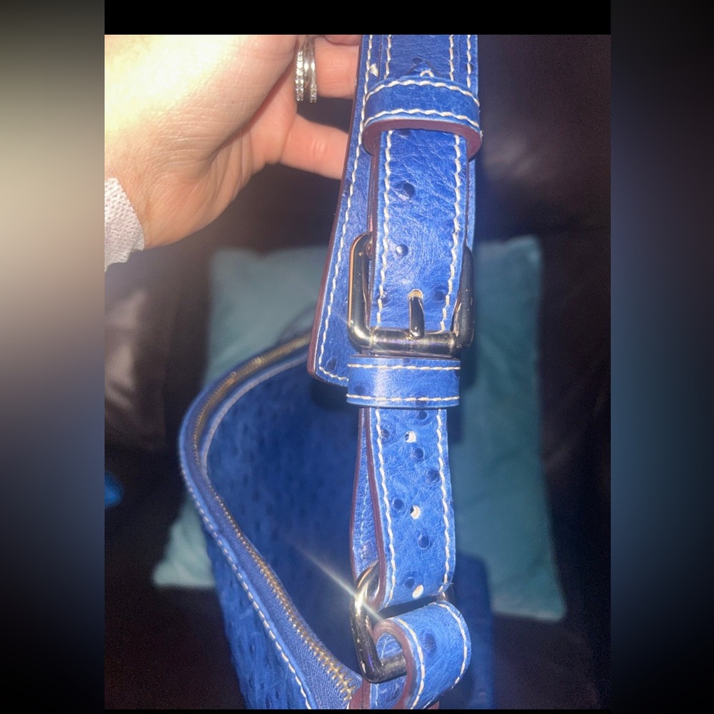 Dooney & Bourke Blue Ostrich Embossed Leather DILLEN Large East West Bag - Picture 3 of 10